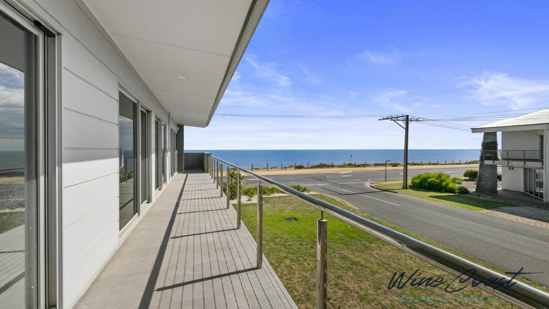 Esplanade Escape By Wine Coast Holidays Villa Aldinga Beach Exterior photo